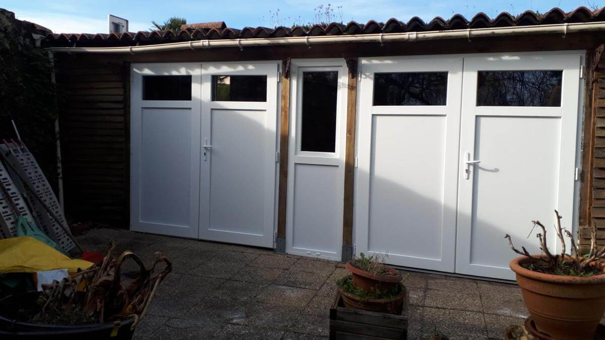 Remplacement de fenêtres PVC dans une maison à Pouzauges